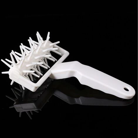 Pizza Dough Roller, Hole Punch, Made Of Plastic, Baking Tool, For Cakes, Bread 7 Pizza Dough Roller, Hole Punch, Made Of Plastic, Baking Tool, For Cakes, Bread - Image 5