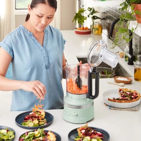 NEW KitchenAid 2.1L Pistachio Food Processor 7 NEW KitchenAid 2.1L Pistachio Food Processor - Image 5